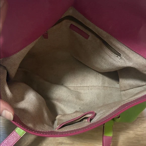 RARE Y2K Vintage Dooney and Bourke Tote Heart Buckle detail Purse - Picture 6 of 6